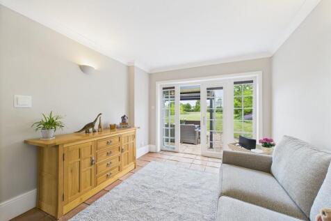 CAM01689G0-PR0469...