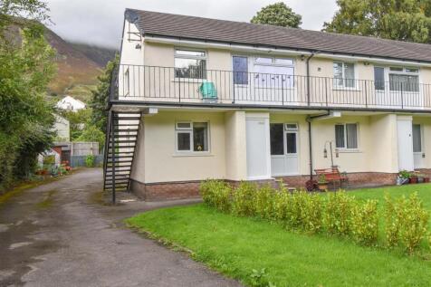1 Lakeland Court.jpg