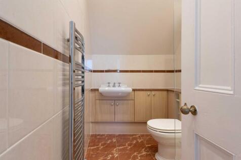 8 Elsee Road, Rugby