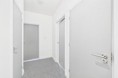 84 - 86 Stapleton Rd St Jude's, Bristol BS5 0PW |