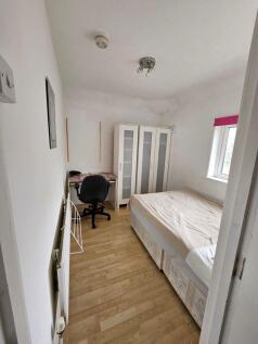 dennis-avenue-ng9-2rd-961206