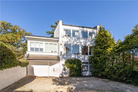 5 bed, 2 bath Semi-Detached in liverpool - Photo 4