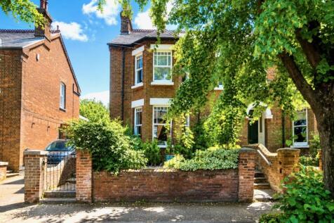 19 Chiltern Road_Externals - 12.jpeg