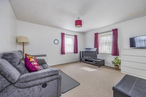 Flat 11, St. Marys House, Saint Marys Road, Portsm