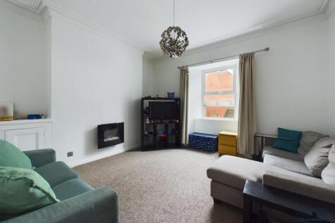 CAM02549G0-PR0085-ST