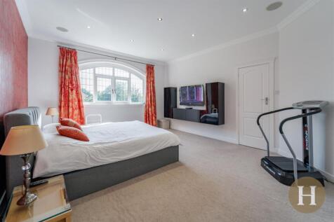7 bed, 3 bath Detached in Birmingham - Photo 29