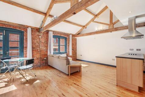 DEPOSIT FREE OPTION AVAILABLE | AVAILABLE 28TH AUGUST | FULLY FURNISHED | SECURE ALLOCATED PARKING | JULIETTE BALCONY |BILLS PACKAGE AVAILABLE FOR STUDENTS AT ADDITIONAL COST Welcome to the exquisite
