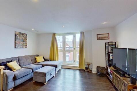 134-Garratt-Lane-Wandsworth-SW18-01192025_193504.j