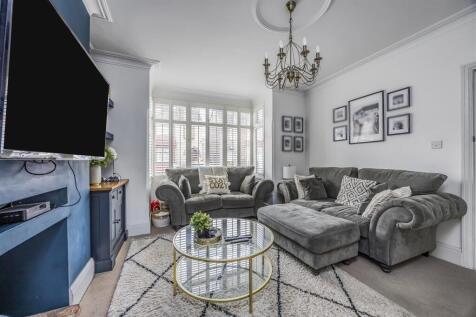 97 Torrington Road, Portsmouth-PorticoMarketing-So