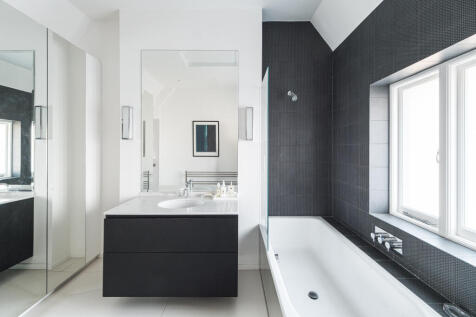 00-clapham-common-south-side-o (28).jpg