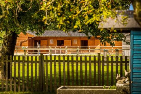 Ashton House (Kirton)-37.jpg