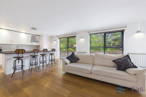 Kitchen/Living Space