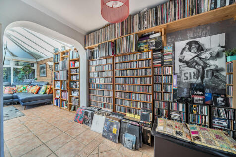 1375881-11-69147f...