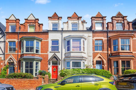 Flats A, B & C, 37 Diamond Street, Saltburn-by-the-Sea, North Yorkshire, TS12 1EB
