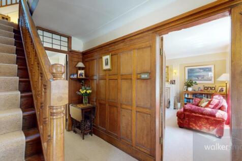 15-Breary-Lane-East-05212025_193652