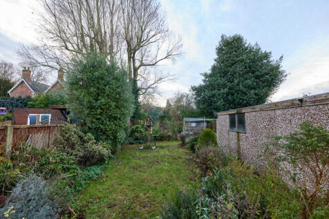 Carlton Rear Garden