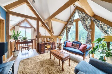 First Floor Sitting Room.jpg