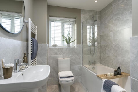 Main bathroom