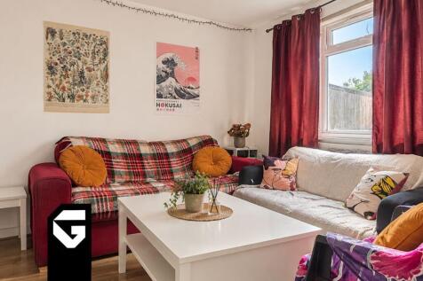 4 Bedroom Semi-Detached in BS7 9YL