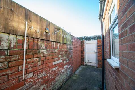 Rear courtyard