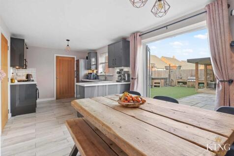 King Homes-19.jpg
