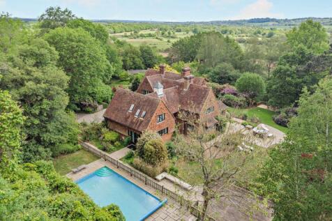 House With Pool