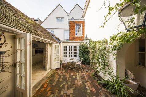 Courtyard Garden