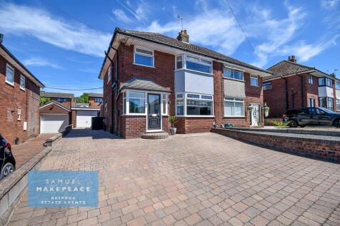 Stunning Three Bedroom Extended Semi Detached Pro