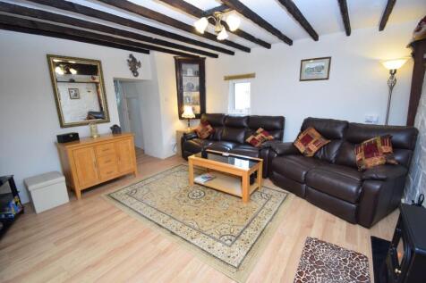 Main House - Sitting Room.JPG