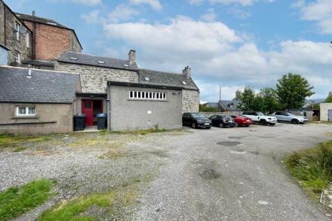 38 High Street GOS outside-1.jpg