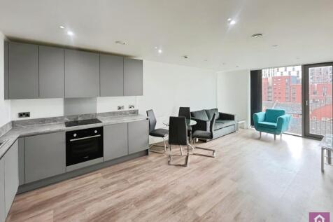 DEPOSIT FREE OPTION AVAILABLE | AVAILABLE 26TH AUGUST | FULLY FURNISHED | BILLS PACKAGE AVAILABLE FOR STUDENTS AT ADDITIONAL COST Situated within minutes’ walk of Piccadilly Station, Ancoats and the b