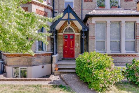 Flat C, 80 Crystal Palace Park Road, SE19 - 3.jpg