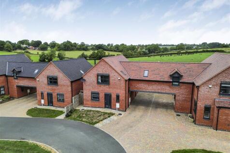 2 Skylark Close, Swinford