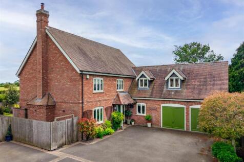 4 Normanton Court-5.jpg