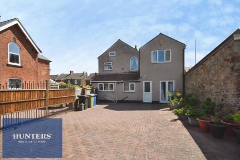 2a258cf9-REAR 20GARDEN 2003.JPG