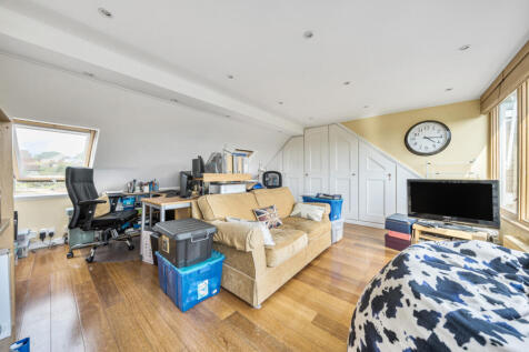 1305343-12-684323...