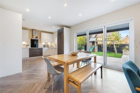 Kitchen Family Room