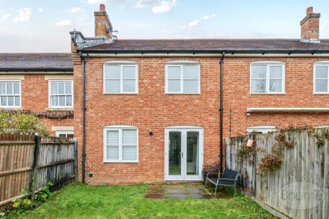 7e226c20-3f15-473...