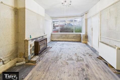 CAM02176G0-PR0765...