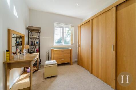 7 bed, 3 bath Detached in Birmingham - Photo 31
