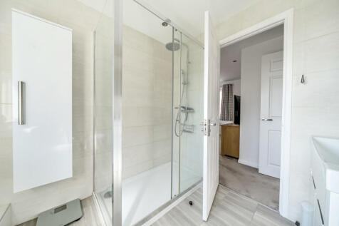 1353215-7-68c2e9a...