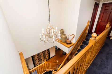 5 bed, 5 bath Detached in Glasgow - Photo 31