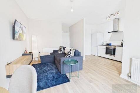 Open Plan Living Area & Kitchen
