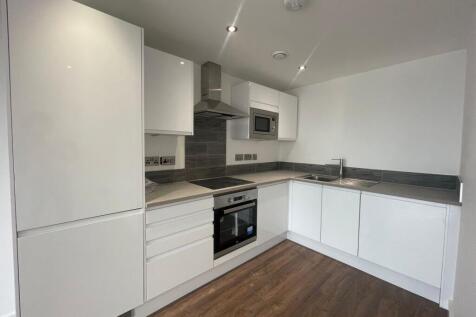* Available NOW * CERT are pleased to present spacious and modern apartments at Crossbank apartments Salford.