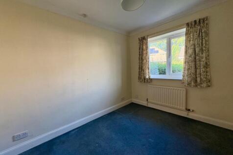 WhatsApp Image 2025-09-30 at 11.17.15_fc0d5ae3.jpg