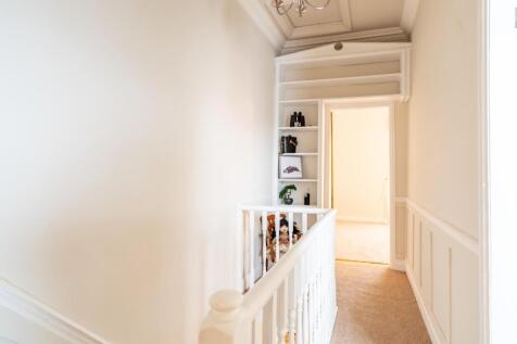 cleveland street-33.jpg