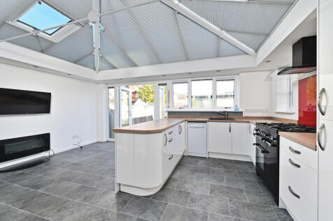 Kitchen/Reception