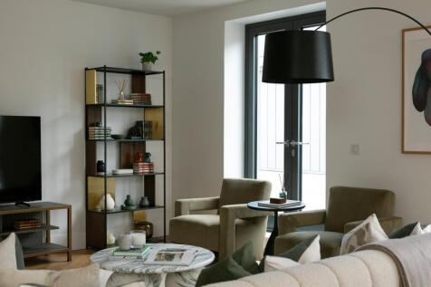 2-bedroom property, located on the top-floor in Pavilion C at New Eidyn, St James Quarter. The property spans over 1,102 sq ft, and is north facing, towards the beautiful architecture of the galleria.