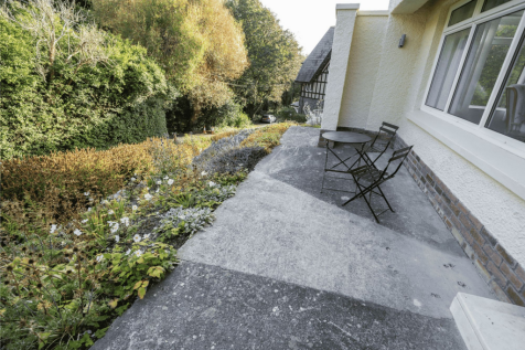 Hengoed Front Patio
