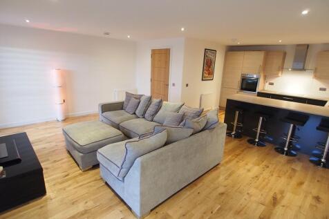 Lounge/Kitchen